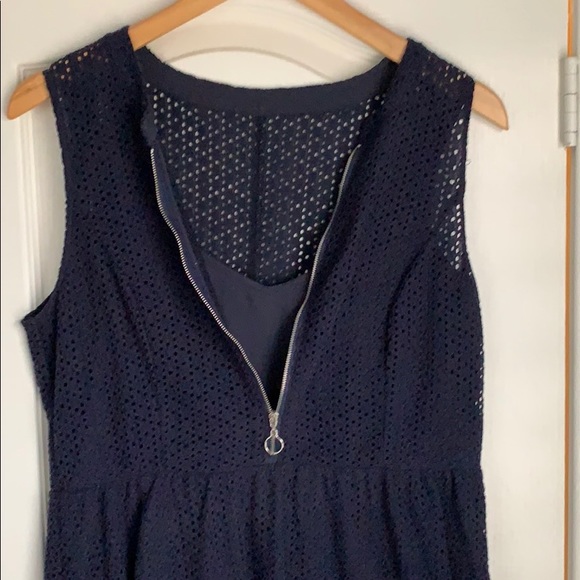 Flirty blue dress with zipfront detail - Picture 2 of 4